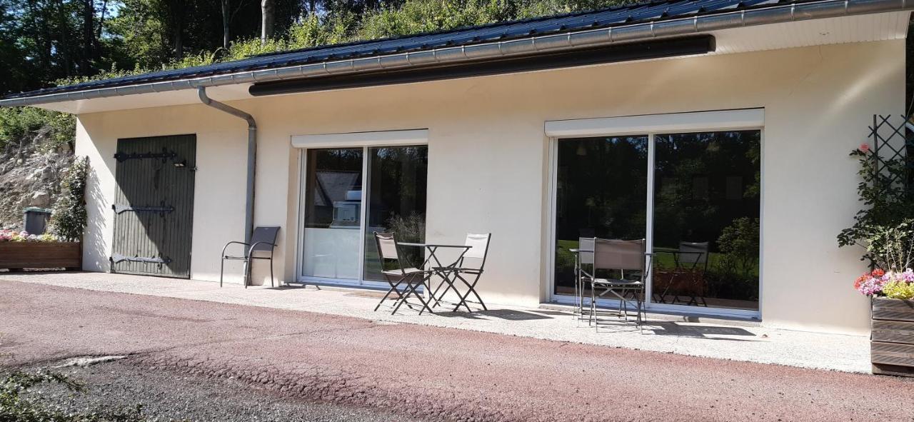 Adorable maison d’hôtes bordée d’étangs au calme. Grandcourt  Extérieur photo