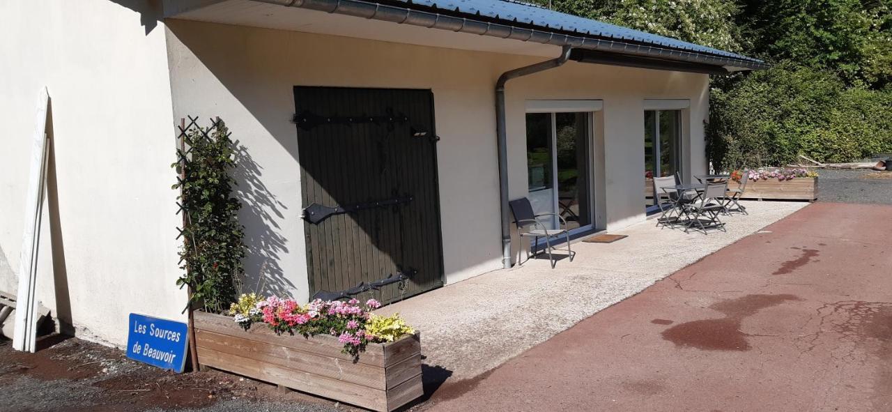 Adorable maison d’hôtes bordée d’étangs au calme. Grandcourt  Chambre photo